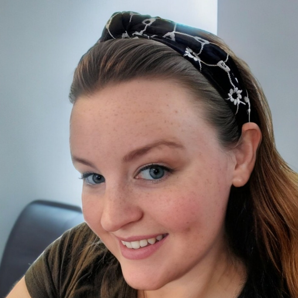 TORRID EMBROIDERED TOP KNOT HEADBAND - BLACK & WHITE